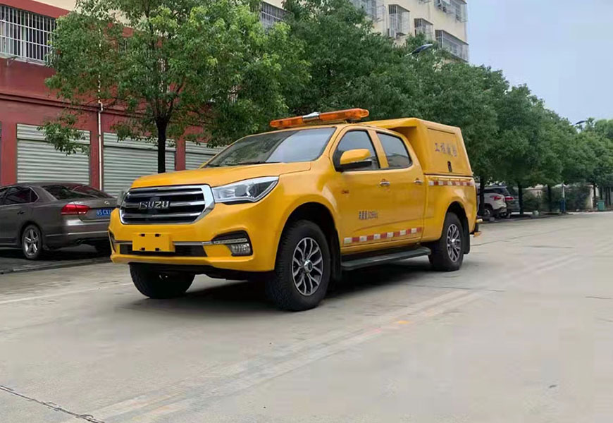 慶鈴五十鈴皮卡搶險(xiǎn)車