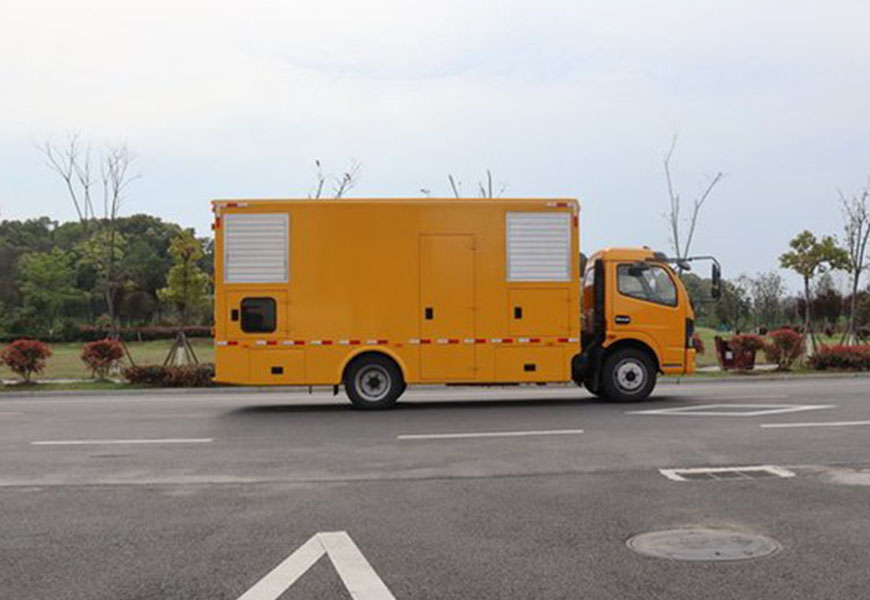 東風(fēng)多利卡電源車(chē)